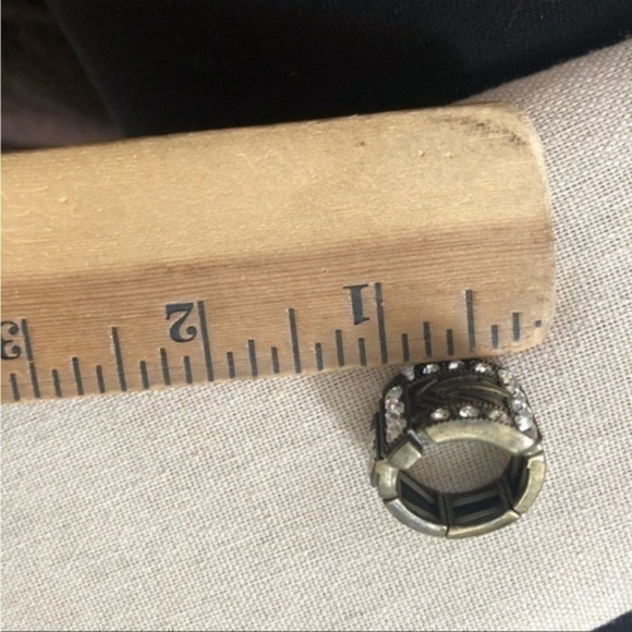 Stretchy Rhinestone Necklace - Picture 4 of 5